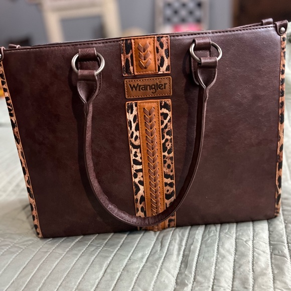 Wrangler Brown and Leopard Print Tote - Picture 4 of 4